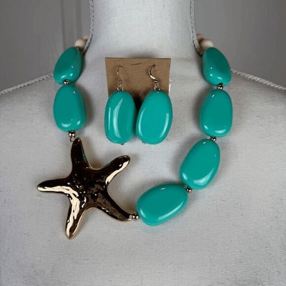 NWT Starfish Lucite and Gold Tone Statement Necklace and Earring Set Turquoise - Picture 1 of 10